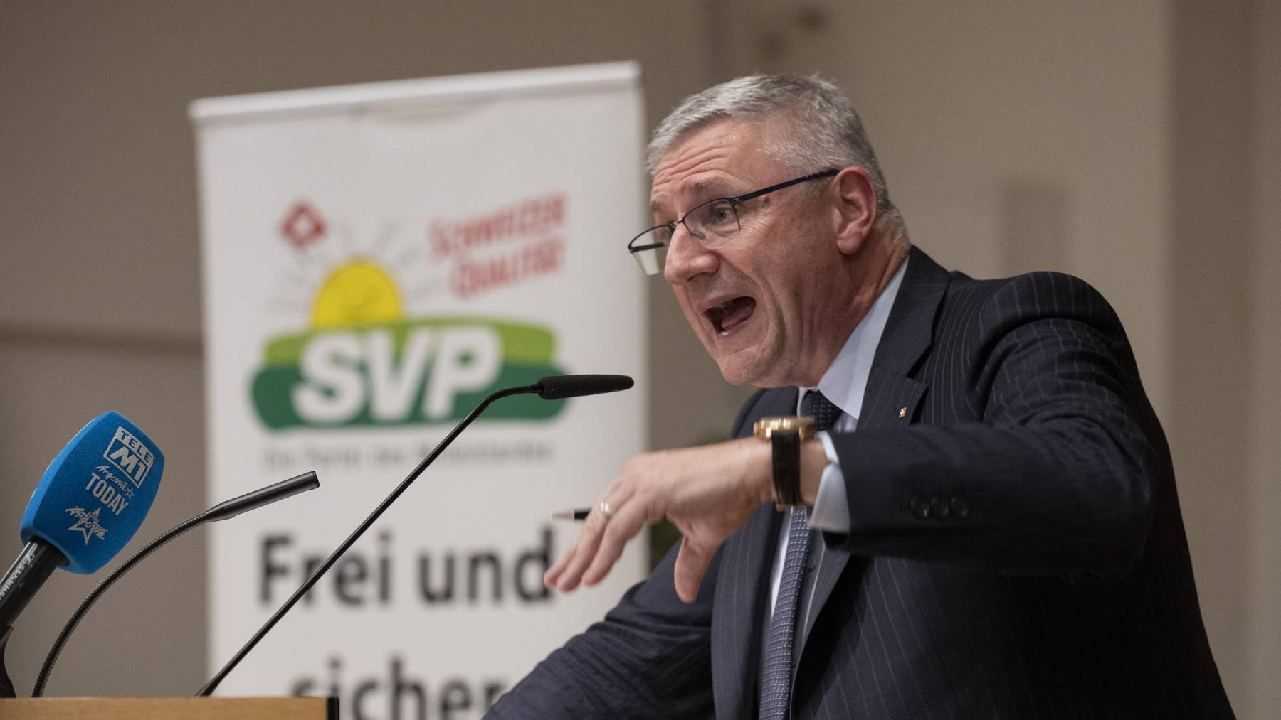 Andreas Glarner bei Delegiertenversammlung im Oktober 2021 (Alex Spichale / Aargauer Zeitung)