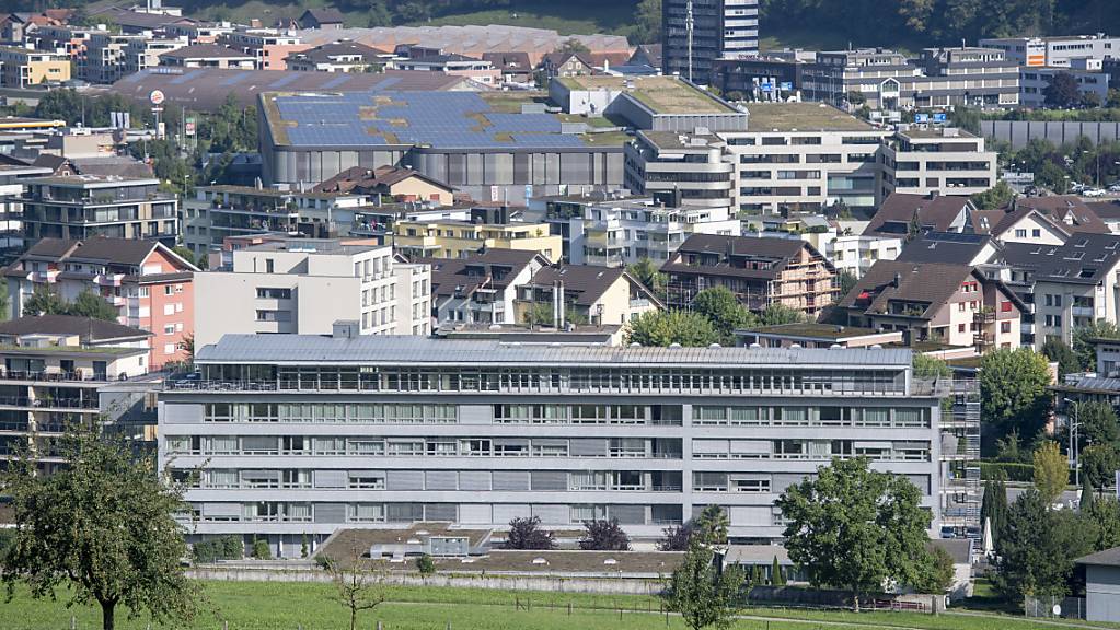 Das Spital Nidwalden in Stans gehört jetzt zum Luzerner Kantonsspital. (Archivaufnahme)