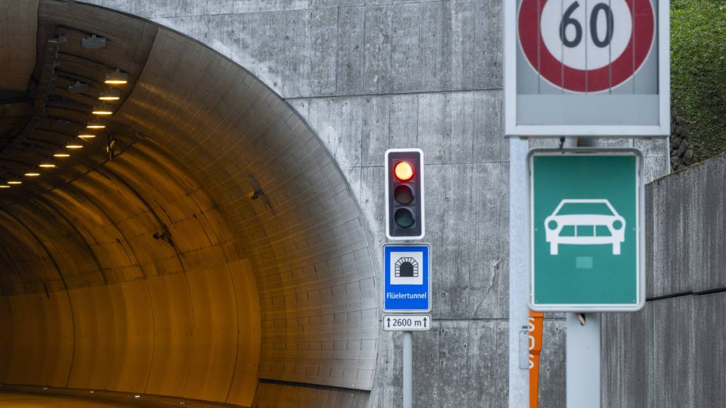 Die Sperrung der Axenstrasse ist wieder aufgehoben. (Symbolbild)