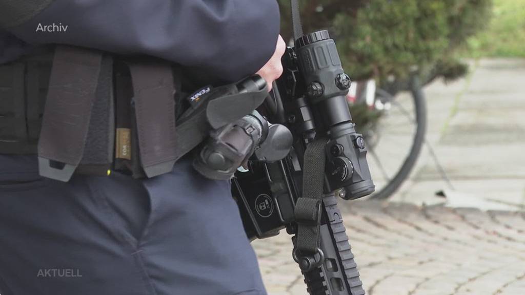Schüsse durch Autofenster: 20 Jahre Haft, weil Italiener in Windisch auf seine Frau schoss?
