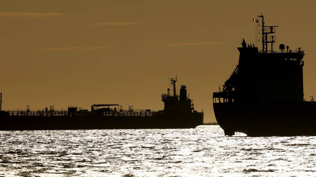 USA lockern Sanktionen auf iranisches Öl auf Schiffen