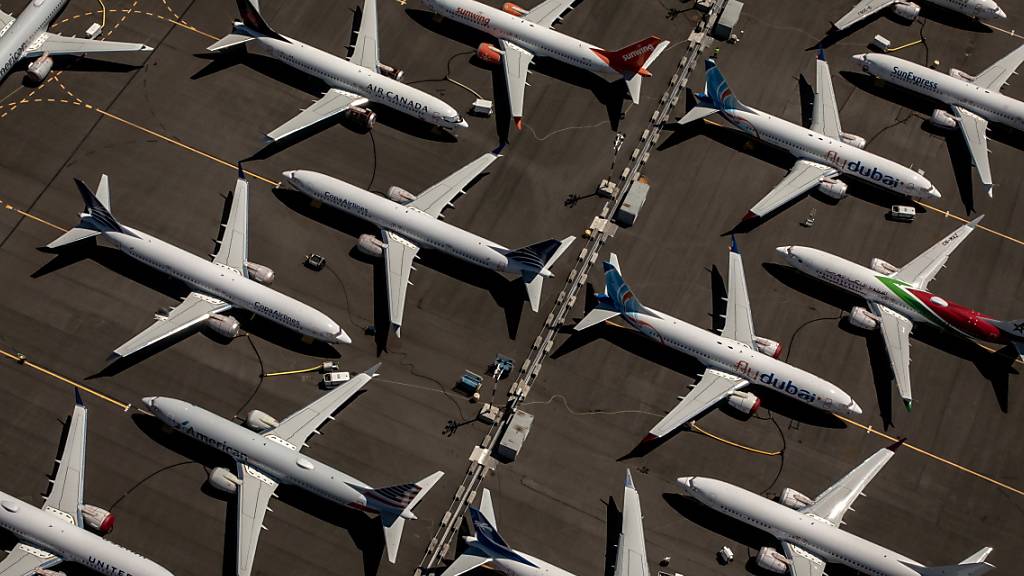 Bei der Inspektion der Boeing-Flugzeuge des Typs 737 Max sind weitere Software-Probleme aufgetaucht. Es besteht weltweit ein Flugverbot für Maschinen dieses Typs. (Archivbild)