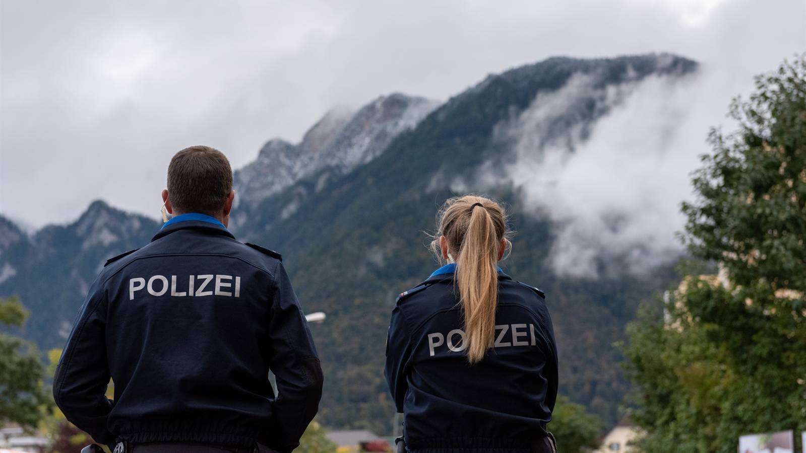 Die Kantonspolizei Graubünden hat eine Frau wegen Irreführung der Rechtspflege bei der Staatsanwaltschaft Graubünden angezeigt.