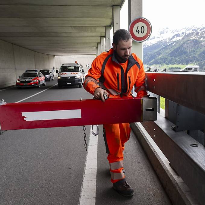 Gotthardpass nach Wintersperre für Autos wieder befahrbar