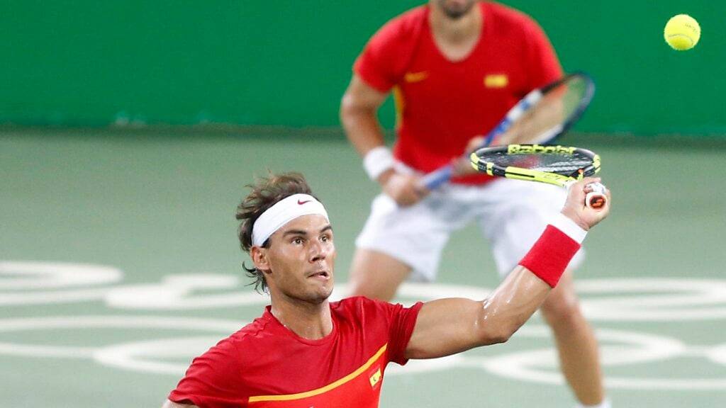 Rafael Nadal will es noch einmal wissen. Nachdem er 2016 in Rio mit Marc Lopez (hinten) Doppel-Olympiasieger wurde, tritt er diesen Sommer mit Carlos Alcaraz an