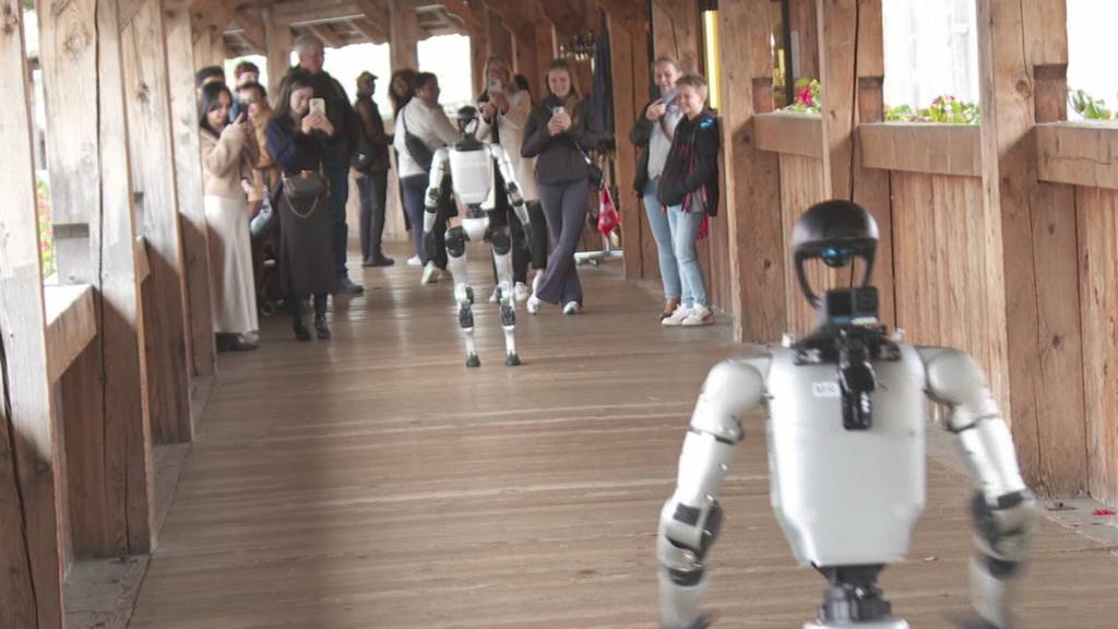Humanoide Roboter erobern die Stadt Luzern