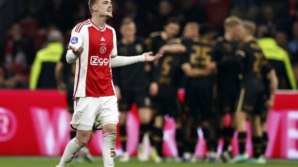 Ajax Amsterdam mit historischer Niederlage