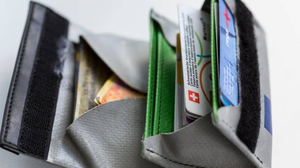 Die Krankenkassenprämien sollen auch in Zukunft nicht abhängig sein vom Einkommen und vom Vermögen der Versicherten. (Themenbild)