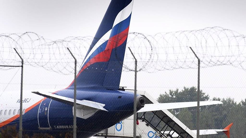Der Airbus A320 der russischen Fluggesellschaft Aeroflot wurde kurz vor dem Start in Genf wegen eines Bombenalarms gestoppt. Die Drohung entpuppte sich als Scherz.