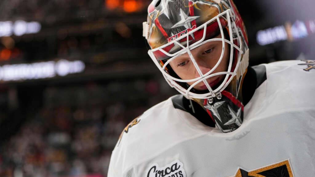 Carl Lindbom verlässt das Eis mit gesenktem Haupt