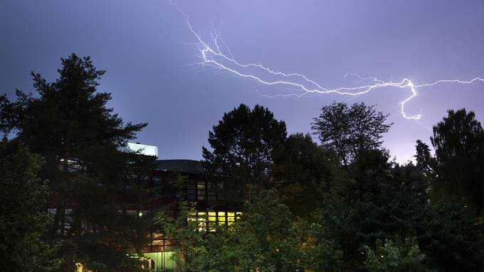 Über 7300 Blitze: Polizei zieht Bilanz zur Gewitternacht im Kanton Bern