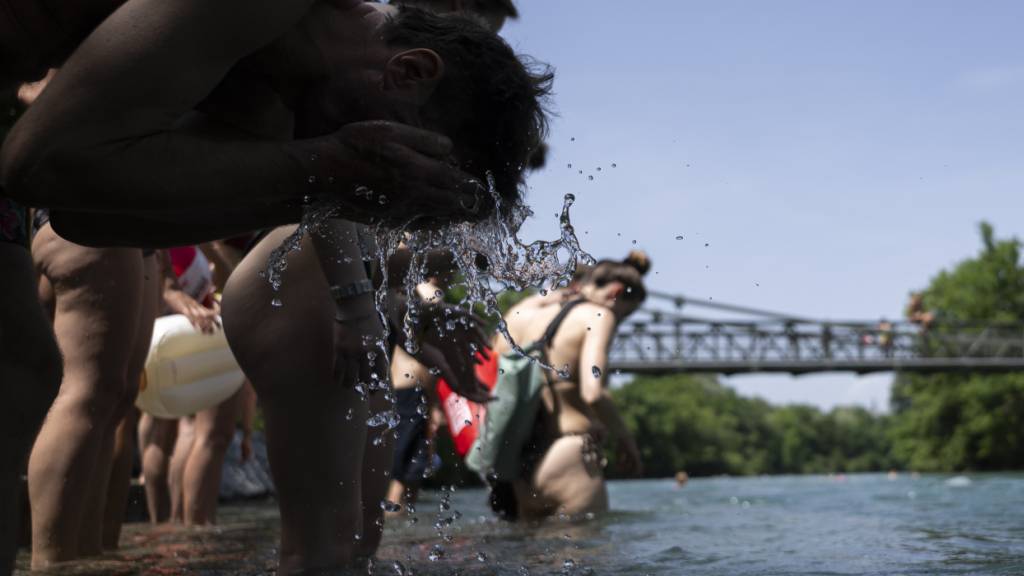 Die Aare in Bern mit dem Schönausteg, wo das Bundesamt für Umwelt eine Messstation betreibt.