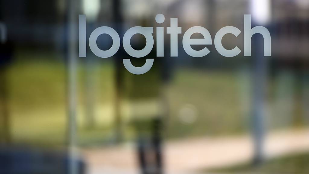 Logitech will mehr Dividende zahlen. Der Verwaltungsrat schlägt der Generalversammlung vom 4. September eine Erhöhung um rund 10 Rappen auf 1,16 Franken je Aktie vor.(Archivbild)