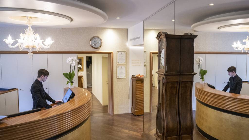 Die Rezeption des Hotel Des Balances in der Stadt Luzern. (Symbolbild)