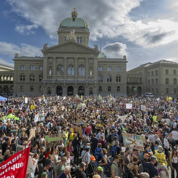 Für Klimagerechtigkeit: Rund 60'000 Menschen demonstrierten in Bern