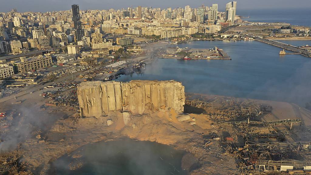 In der libanesischen Hauptstadt Beirut ereignete sich am 4. August eine gewaltige Explosion. Foto: Hussein Malla/AP/dpa