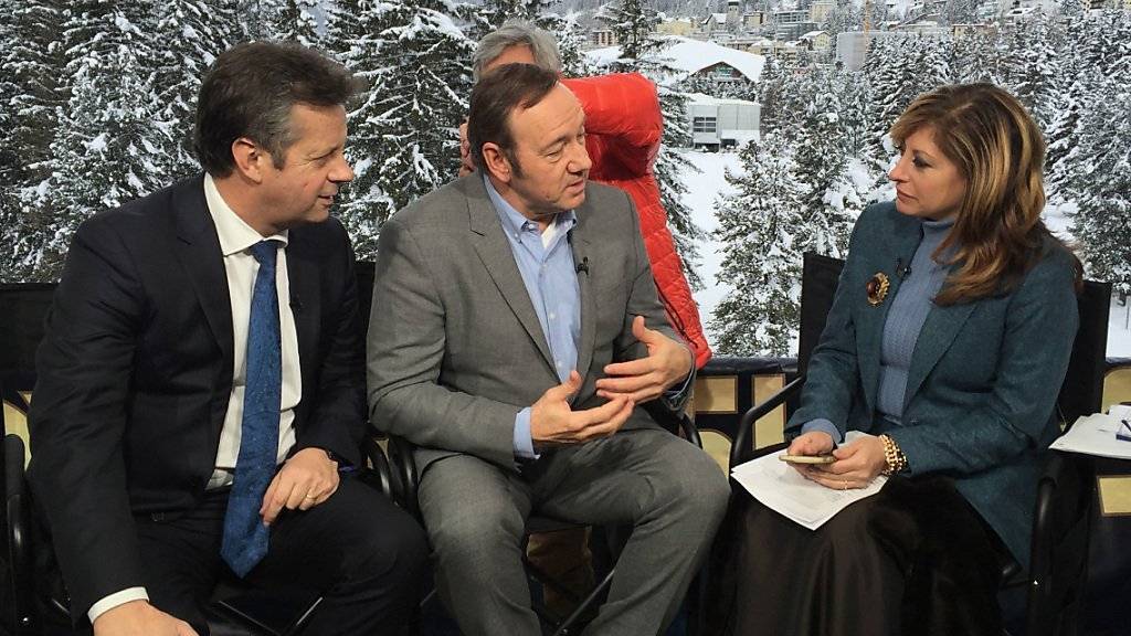 Wisekey-CEO Carlos Moreira und Markenbotschafter Kevin Spacey am diesjährigen WEF in Davos: Die prominente Unterstützung des Hollywoodstars hat dem Börsenneuling am Donnerstag kein Glück gebracht (Archiv).