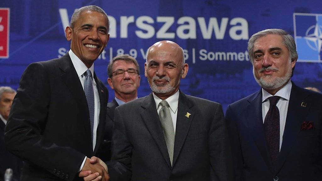 US-Präsident Obama (l.) begrüsst den afghanischen Präsidenten Ashraf Ghani und Regierungsgeschäftsführer  Abdullah Abdullah (r.).