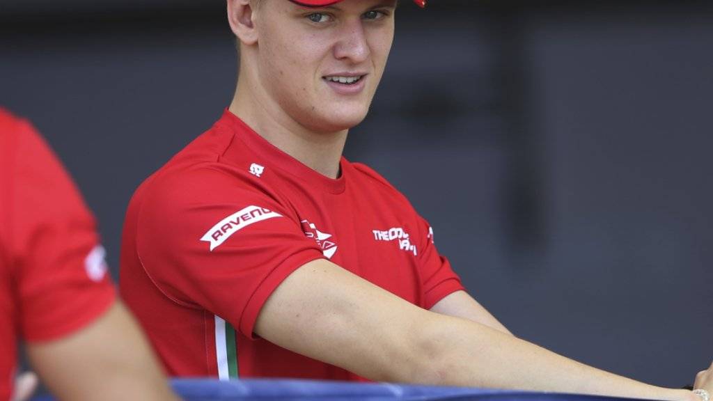 Mick Schumacher, der Sohn von Rekordweltmeister Michael Schumacher, befindet sich auf den Spuren seines berühmten Vaters