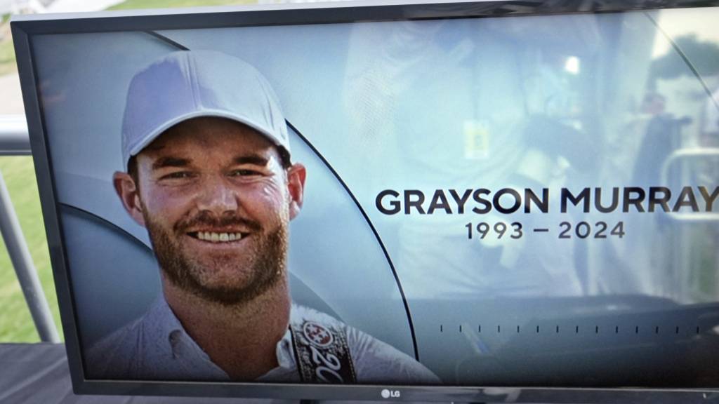 Die Eltern von Grayson Murray gaben am Sonntag bekannt, dass ihr Sohn Suizid begangen hat