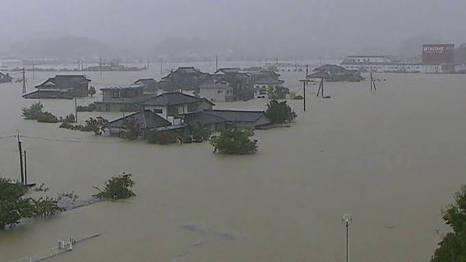 Unablässige Regenfälle halten Japan weiter in Atem