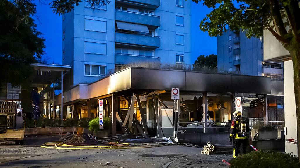 Bei der Explosion und Brand in Nussbaumen AG entstand ein immenser Sachschaden.