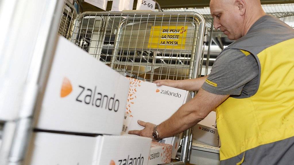 Ein später Frühlingsbeginn vermiest Zalando das Geschäft im ersten Quartal. (Archivbild)