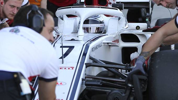 Bestzeit für Vettel - Räikkönen im Sauber 11.