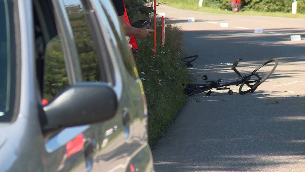 Unfall In Zürich Velofahrer Bei Kollision Mit Bus Mittelschwer Verletzt Telezüri 0978