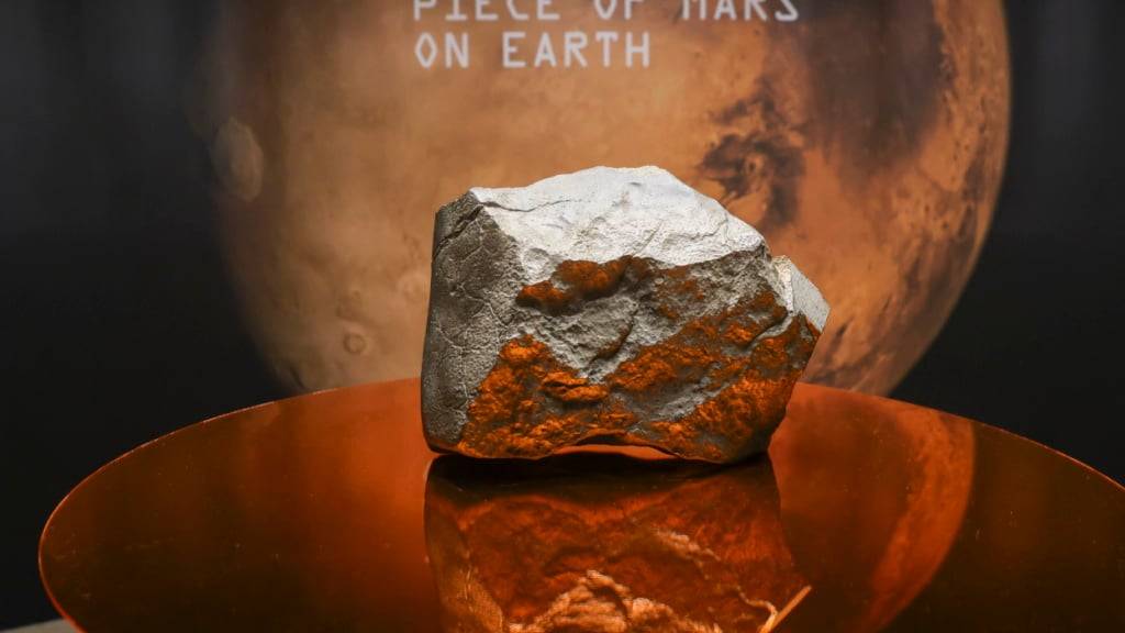 Das New Yorker Auktionshaus Sotheby's versteigerte den Mars-Meteoriten kürzlich für 5,3 Millionen Dollar an eine unbekannte Privatperson. (Archivbild)