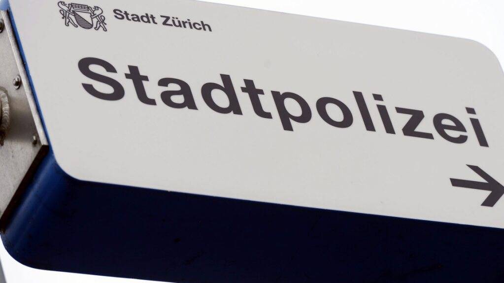 Die Stadtpolizei Zürich verhaftete kürzlich zwei Rumänen wegen Schmuckdiebstählen. Seit Anfang Jahr häufen sich Trickdiebstähle. (Symbolbild)