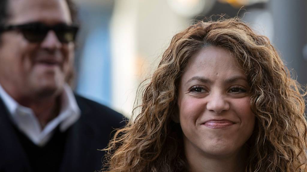 ARCHIV - Die kolumbianische Sängerin Shakira kommt vor Gericht an. Foto: Bernat Armangue/AP