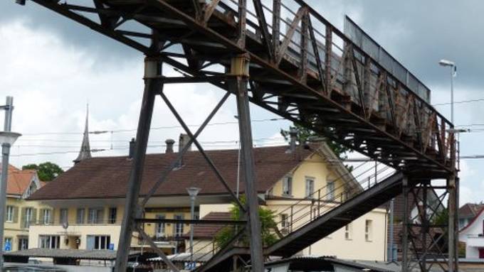 SBB sanieren historische Passerelle in Kerzers