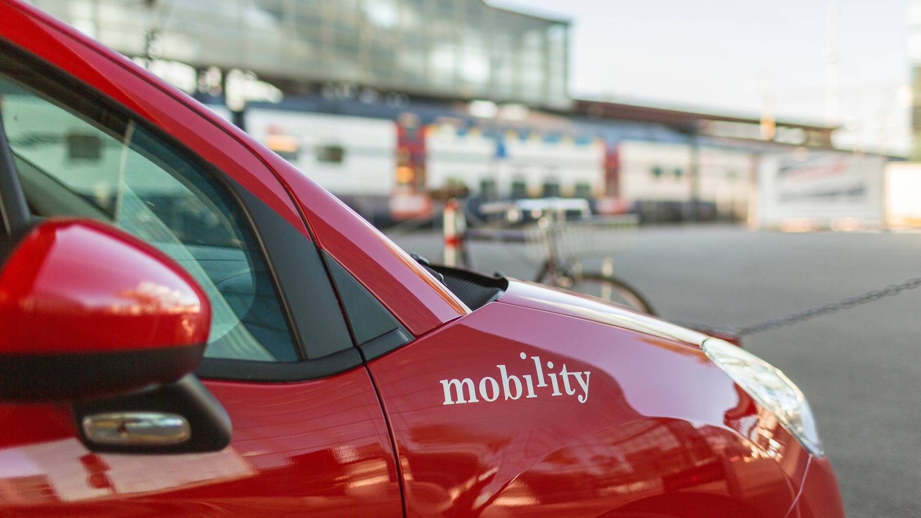 Ein Mobility-Auto in Zürich. Bald wird der Anteil der Elektroautos beim Carsharingunternehmen stark steigen.