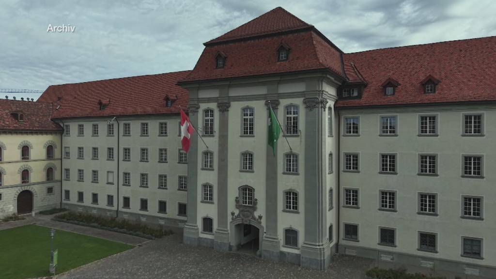 Uneinig: St.Galler Kantonsrat und Regierung zoffen sich ums Sparen