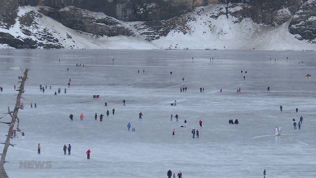 Schlittschuhlaufen auf dem Oeschinensee