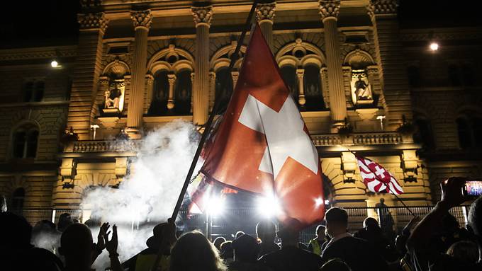 Wichtige Veranstalter ziehen Kundgebungsaufrufe für Bern zurück