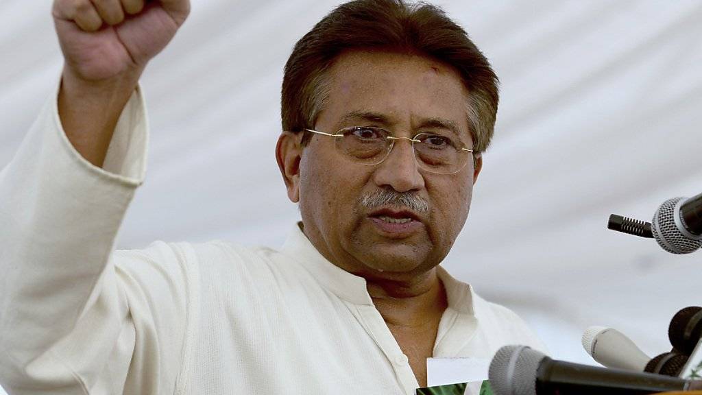 Ex-General Musharraf hat Pakistan für eine medizinische Behandlung in Dubai verlassen. Dafür benötigte der wegen Hochverrat angeklagte ehemalige Machthaber eine Sondergenehmigung. (Archivbild)