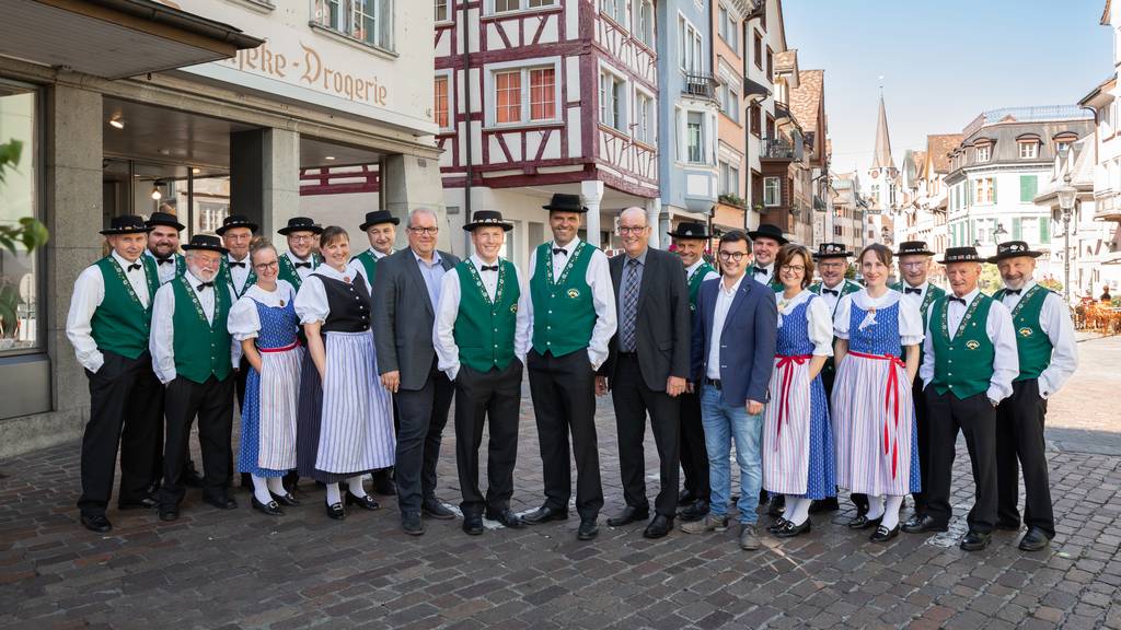In drei Jahren findet das Nordostschweizerische Jodlerfest im Rheintal statt: Im Bild eine Delegation des Joderklubs Altstätten in der Altstätter Marktgasse.