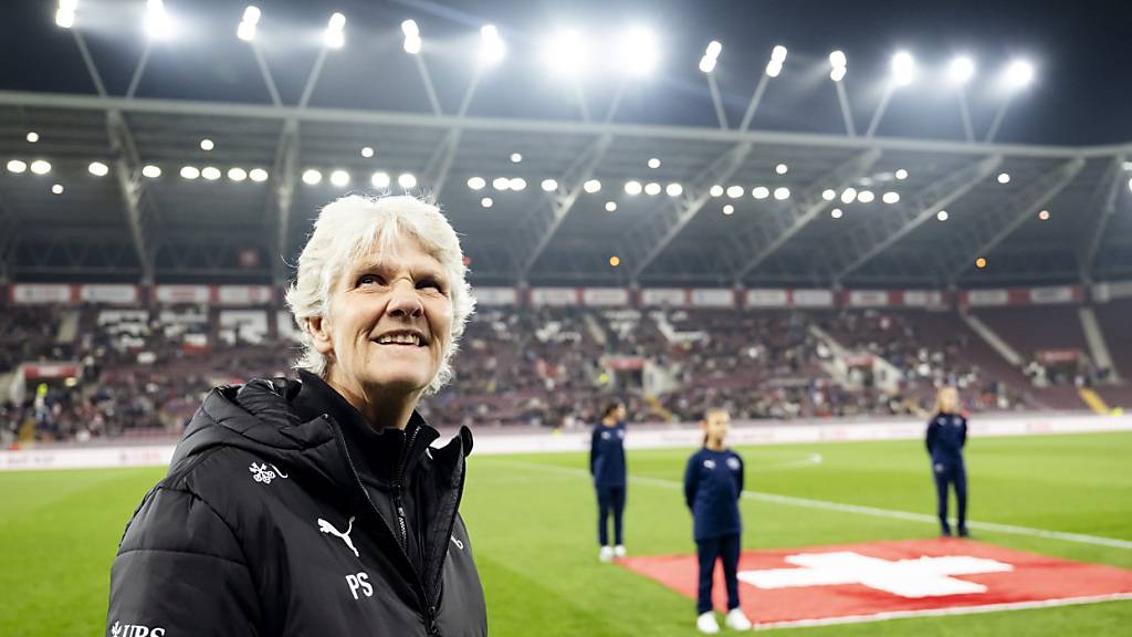 Pia Sundhage konnte sich letzte Woche über den bemerkenswerten Testspiel-Sieg gegen Frankreich freuen