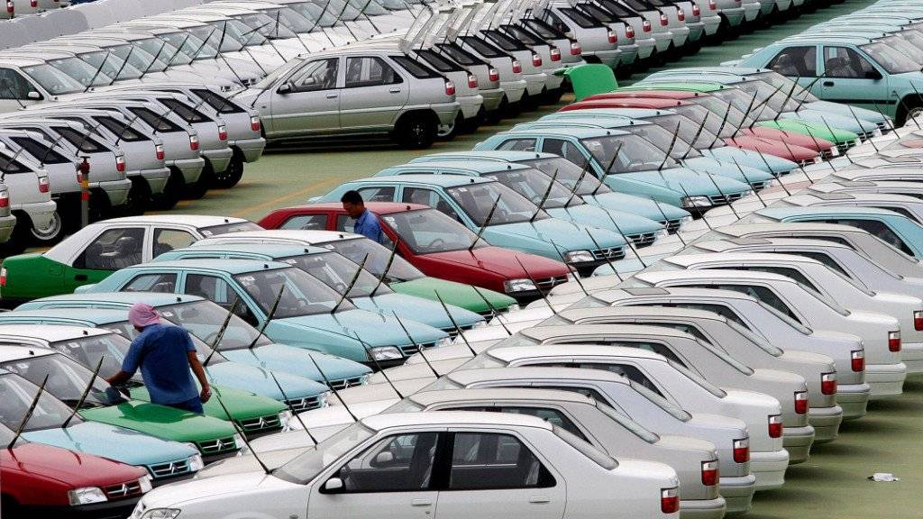 Der chinesische Automarkt könnte 2018 erstmals seit Jahren schrumpfen. (Archiv)