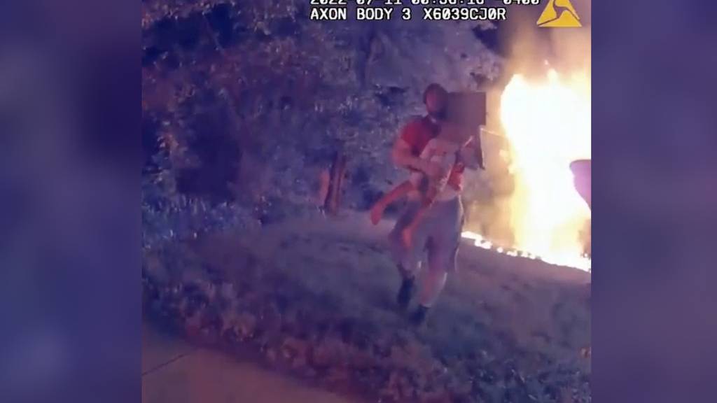 Selbstloser Pizzabote rettet fünf Menschen aus brennendem Haus in den USA