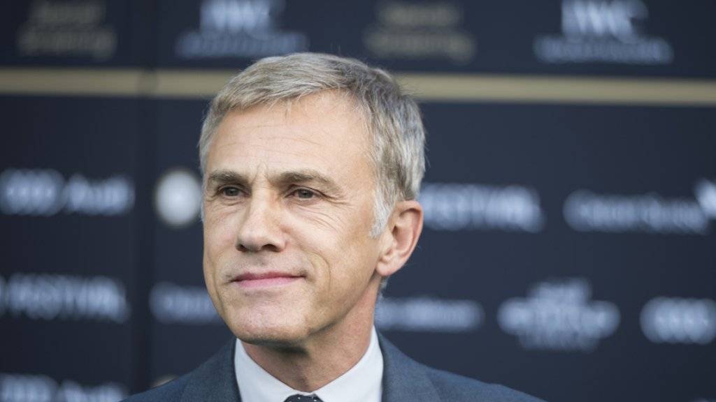 Christoph Waltz vor der Verleihung des Filmmaker Awards auf dem Grünen Teppich des Zurich Film Festivals