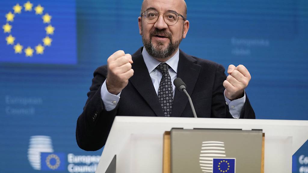 ARCHIV - Charles Michel, Präsident des Europäischen Rates, spricht zum Abschluss eines EU-Gipfels bei einer Pressekonferenz. Foto: Virginia Mayo/AP/dpa