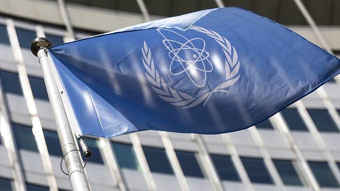 IAEA schaltet sich wegen Kämpfen nahe Atomkraftwerk in Ukraine ein
