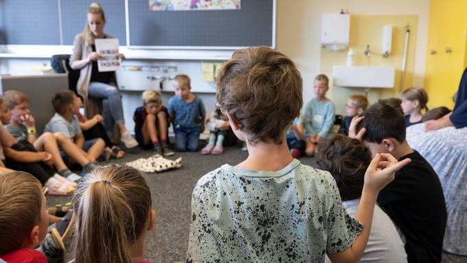 Mindestpensum für Lehrpersonen gefordert – Berner Schulleitungen winken ab