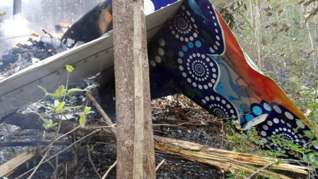 Das Flugzeug stürzte im Westen von Costa Rica nach dem Start in den Bergen in einen Wald ab.