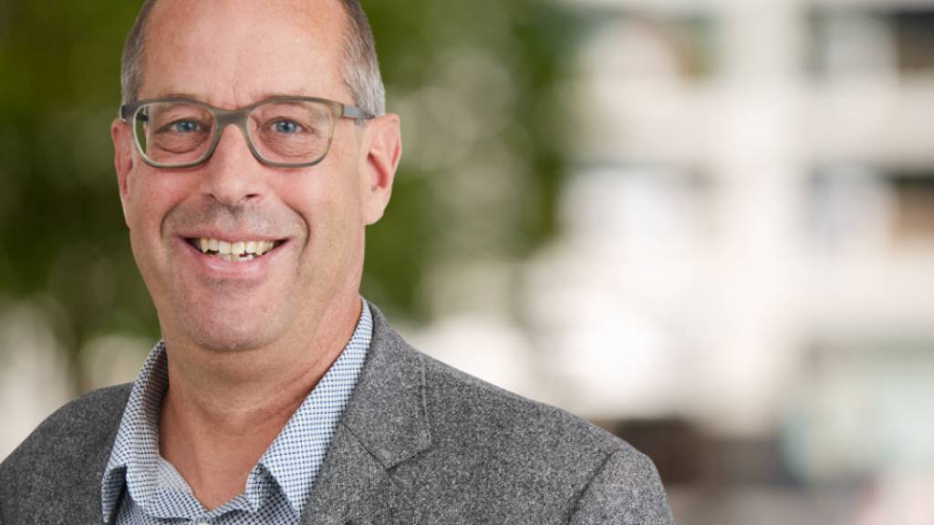 Urs Glättli wird neuer GLP-Kantonsrat aus Winterthur. Er erbt den Sitz des per sofort zurückgetretenen Michael Zeugin.