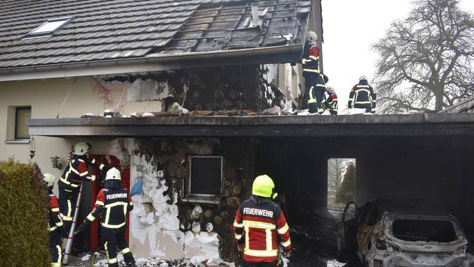 Auto ist in Ermensee ausgebrannt