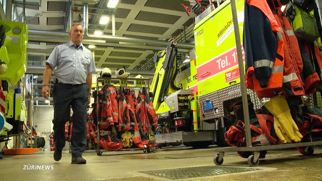 Zürcher Feuerwehrmann geht nach 43 Jahren in den Ruhestand